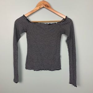 Hollister crop top long sleeve